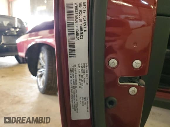 ✅ 2021 Dodge Challenger R/T • VIN: 2C3CDZBT1MH606829 • Lot: 57452594. Wystawiony na Copart z przebiegiem 62 782 mil. Bezpłatny archiwum sprzedaży aukcyjnych z USA i szczegółowy raport historii pojazdu na DreamBid. Zdjęcie 14.