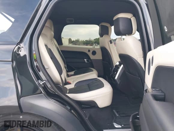 ✅ 2020 Land Rover Range Rover Sport Autobiography • VIN: SALWV2SE1LA889446 • Lot: 41599612. Wystawiony na IAAI z przebiegiem 41 565 mil. Bezpłatny archiwum sprzedaży aukcyjnych z USA i szczegółowy raport historii pojazdu na DreamBid. Zdjęcie 8.