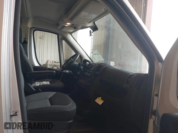 ✅ 2017 Ram ProMaster Cargo • VIN: 3C6TRVAG0HE522617 • Лот: 43458068. Опубликован ранее на IAAI с пробегом 13 855 миль. Бесплатный доступ к архиву аукционных продаж из США и подробный отчёт об истории автомобиля на DreamBid. Изображение 5.