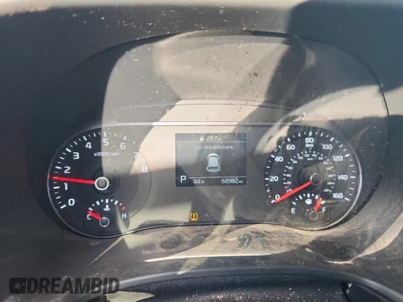 ✅ 2021 Kia Soul S • VIN: KNDJ23AU7M7756990 • Lot: 90751645. Listed on Copart with 68,982 mi. Free auction sales archive from the USA and detailed vehicle history report at DreamBid. Image 9.