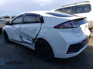 2021 Hyundai Ioniq SEL с VIN KMHC85LC9MU259461, выставлен на аукционе Copart как лот 70057934 с пробегом 89 138 миль миль и Списание • Salvage title. История ставок и продаж доступна на DreamBid. Изображение 2.