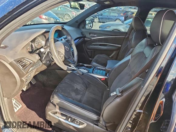 ✅ 2019 Acura MDX Technology • VIN: 5J8YD4H09KL011892 • Lot: 93867395. Listed on Copart with 111,424 mi. Free auction sales archive from the USA and detailed vehicle history report at DreamBid. Image 7.