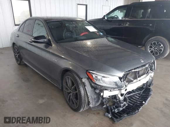✅ 2019 Mercedes-Benz C 43 AMG • VIN: 55SWF6EB5KU306751 • Lot: 41464413. Wystawiony na IAAI z przebiegiem 81 507 mil. Bezpłatny archiwum sprzedaży aukcyjnych z USA i szczegółowy raport historii pojazdu na DreamBid. Zdjęcie 1.