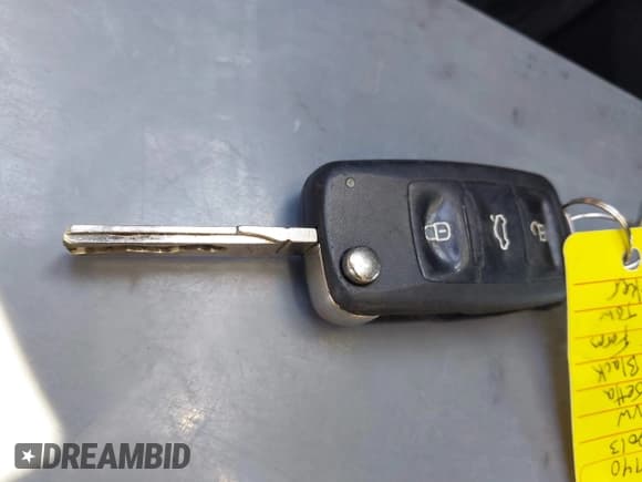 ✅ 2013 Volkswagen Jetta SE • VIN: 3VWDP7AJ3DM438668 • Lot: 42235014. Wystawiony na IAAI z przebiegiem 128 406 mil. Bezpłatny archiwum sprzedaży aukcyjnych z USA i szczegółowy raport historii pojazdu na DreamBid. Zdjęcie 11.