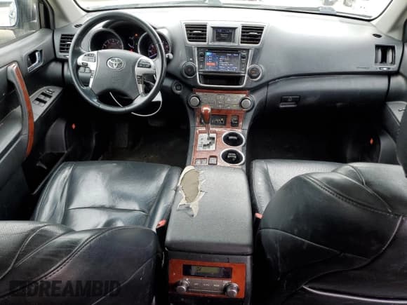 ✅ 2013 Toyota Highlander Limited • VIN: 5TDDK3EH0DS269744 • Lot: 57610445. Listed on Copart with 241,468 mi. Free auction sales archive from the USA and detailed vehicle history report at DreamBid. Image 8.