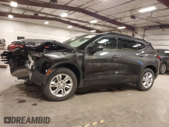 ✅ 2022 Chevrolet Blazer LT • VIN: 3GNKBHR4XNS189027 • Лот: 43516616. Опубликован ранее на IAAI с пробегом 35 913 миль. Бесплатный доступ к архиву аукционных продаж из США и подробный отчёт об истории автомобиля на DreamBid. Изображение 15.