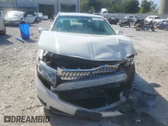 ✅ 2008 Lincoln MKZ • VIN: 3LNHM26T38R657757 • Лот: 81018065. Опубликован ранее на Copart с пробегом 101 501 миль. Бесплатный доступ к архиву аукционных продаж из США и подробный отчёт об истории автомобиля на DreamBid. Изображение 5.