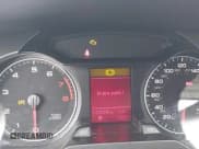 ✅ 2010 Audi A4 Premium • VIN: WAUBFAFL3AN001823 • Lot: 42684655. Wystawiony na IAAI z przebiegiem 110 824 mil. Bezpłatny archiwum sprzedaży aukcyjnych z USA i szczegółowy raport historii pojazdu na DreamBid. Zdjęcie 7.