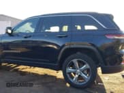 ✅ 2024 Jeep Grand Cherokee Limited • VIN: 1C4RJHBG0RC261413 • Lot: 43690825. Wystawiony na IAAI z przebiegiem 15 483 mil. Bezpłatny archiwum sprzedaży aukcyjnych z USA i szczegółowy raport historii pojazdu na DreamBid. Zdjęcie 15.
