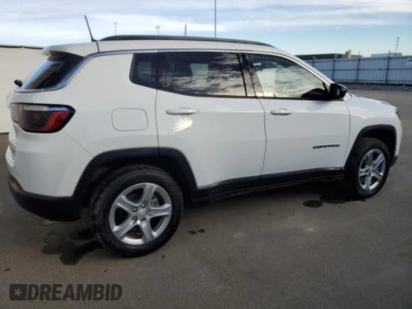 ✅ 2023 Jeep Compass Latitude • VIN: 3C4NJDBN6PT511938 • Lot: 87005105. Listed on Copart with 26,159 mi. Free auction sales archive from the USA and detailed vehicle history report at DreamBid. Image 3.