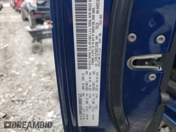 2010 Dodge 1500 Laramie z VIN 1D7RV1GT5AS215206, wystawiony jako Copart lot #42910504 z przebiegiem 136 161 mil mil oraz Szkoda całkowita • Salvage title. Historia ofert i sprzedaży dostępna na DreamBid. Obrazek 12.