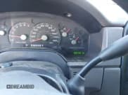 ✅ 2005 Ford Explorer XLS • VIN: 1FMZU62K35UB27124 • Lot: 41507988. Wystawiony na IAAI z przebiegiem 285 192 mil. Bezpłatny archiwum sprzedaży aukcyjnych z USA i szczegółowy raport historii pojazdu na DreamBid. Zdjęcie 7.