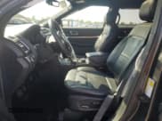 ✅ 2017 Ford Explorer Sport • VIN: 1FM5K8GT6HGD61925 • Lot: 53778785. Wystawiony na Copart z przebiegiem 102 635 mil. Bezpłatny archiwum sprzedaży aukcyjnych z USA i szczegółowy raport historii pojazdu na DreamBid. Zdjęcie 7.