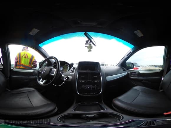 ✅ 2016 Dodge Grand Caravan R/T • VIN: 2C4RDGEG5GR310395 • Лот: 43056800. Опубликован ранее на IAAI с пробегом 153 384 миль. Бесплатный доступ к архиву аукционных продаж из США и подробный отчёт об истории автомобиля на DreamBid. Изображение 18.