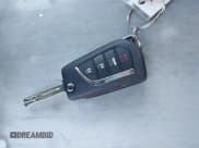 ✅ 2024 Toyota Camry SE • VIN: 4T1G11AK1RU915796 • Lot: 43427834. Wystawiony na IAAI z przebiegiem 10 494 mil. Bezpłatny archiwum sprzedaży aukcyjnych z USA i szczegółowy raport historii pojazdu na DreamBid. Zdjęcie 11.