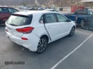 ✅ 2019 Hyundai Elantra • VIN: KMHH35LE2KU099247 • Lot: 43077370. Listed on IAAI with 58,795 mi. Free auction sales archive from the USA and detailed vehicle history report at DreamBid. Image 4.