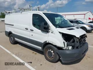 ✅ 2016 Ford Transit Cargo • VIN: 1FTYE1YMXGKB44381 • Lot: 42931674. Wystawiony na IAAI z przebiegiem 208 909 mil. Bezpłatny archiwum sprzedaży aukcyjnych z USA i szczegółowy raport historii pojazdu na DreamBid. Zdjęcie 1.