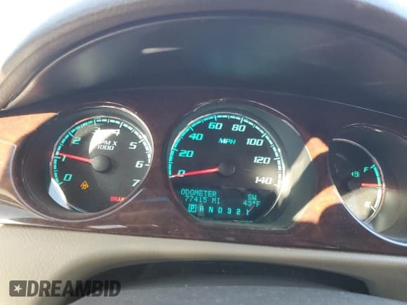 ✅ 2011 Buick Lucerne CXL • VIN: 1G4HC5EM7BU117357 • Lot: 87427185. Listed on Copart with 77,415 mi. Free auction sales archive from the USA and detailed vehicle history report at DreamBid. Image 9.