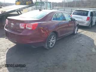 2015 Chevrolet Malibu LT z VIN 1G11C5SL6FF124207, wystawiony jako IAAI lot #41946107 z przebiegiem 144 416 mil mil oraz . Historia ofert i sprzedaży dostępna na DreamBid. Obrazek 4.