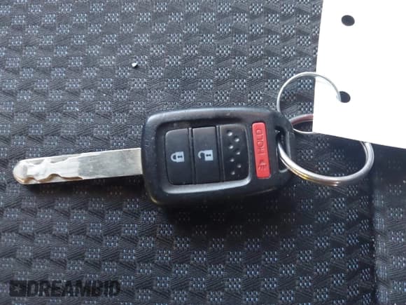 ✅ 2018 Honda Fit LX • VIN: 3HGGK5G44JM716592 • Лот: 41878820. Опубликован ранее на IAAI с пробегом 70 464 миль. Бесплатный доступ к архиву аукционных продаж из США и подробный отчёт об истории автомобиля на DreamBid. Изображение 11.