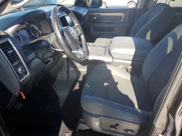 ✅ 2016 Ram 1500 Big Horn • VIN: 3C6RR7LT8GG344300 • Lot: 90443965. Wystawiony na Copart z przebiegiem 249 643 mil. Bezpłatny archiwum sprzedaży aukcyjnych z USA i szczegółowy raport historii pojazdu na DreamBid. Zdjęcie 7.