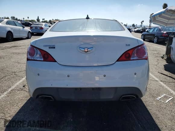 2010 Hyundai Genesis Coupe Track с VIN KMHHU6KH6AU011488, выставлен на аукционе Copart как лот 66511755 с пробегом 175 181 миль миль и Списание • Salvage title. История ставок и продаж доступна на DreamBid. Изображение 6.