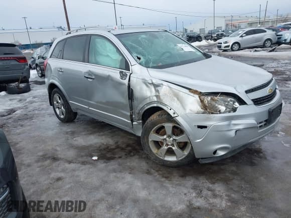 ✅ 2014 Chevrolet Captiva Sport LTZ • VIN: 3GNAL4EK1ES579939 • Lot: 41710092. Wystawiony na IAAI z przebiegiem 82 207 mil. Bezpłatny archiwum sprzedaży aukcyjnych z USA i szczegółowy raport historii pojazdu na DreamBid. Zdjęcie 1.