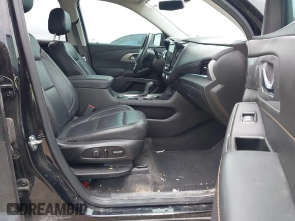 ✅ 2020 Chevrolet Traverse RS • VIN: 1GNERJKW2LJ133285 • Lot: 42169726. Listed on IAAI with 70,440 mi. Free auction sales archive from the USA and detailed vehicle history report at DreamBid. Image 5.