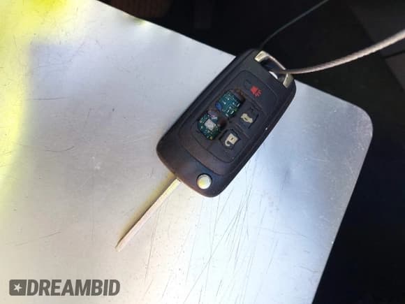 ✅ 2018 Chevrolet Impala LT • VIN: 2G1105S37J9152947 • Lot: 43446256. Wystawiony na IAAI z przebiegiem 103 017 mil. Bezpłatny archiwum sprzedaży aukcyjnych z USA i szczegółowy raport historii pojazdu na DreamBid. Zdjęcie 11.