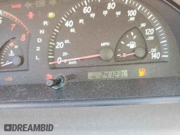 ✅ 2004 Toyota Camry LE • VIN: 4T1BE32K54U311931 • Lot: 93477115. Listed on Copart with 241,230 mi. Free auction sales archive from the USA and detailed vehicle history report at DreamBid. Image 9.