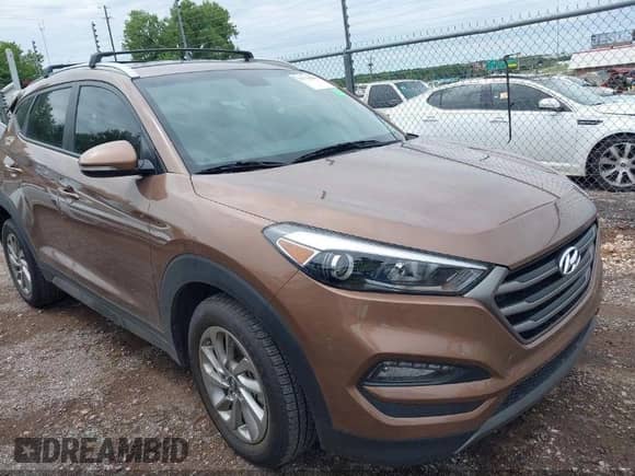 2016 Hyundai Tucson Limited z VIN KM8J33A28GU144908, wystawiony jako IAAI lot #42060348 z przebiegiem 46 542 mil mil oraz . Historia ofert i sprzedaży dostępna na DreamBid. Obrazek 1.