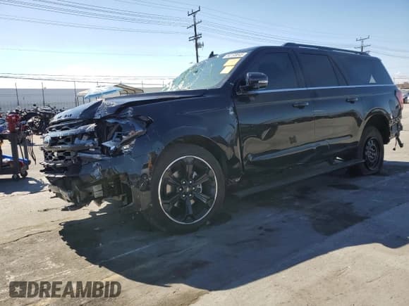 ✅ 2024 Ford Expedition Max Limited • VIN: 1FMJK2A88REA05537 • Лот: 84193045. Опубликован ранее на Copart с пробегом 16 001 миль. Бесплатный доступ к архиву аукционных продаж из США и подробный отчёт об истории автомобиля на DreamBid. Изображение 1.