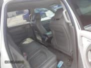 ✅ 2013 Chevrolet Traverse LT • VIN: 1GNKRGKD2DJ164106 • Lot: 42949803. Wystawiony na IAAI z przebiegiem 320 345 mil. Bezpłatny archiwum sprzedaży aukcyjnych z USA i szczegółowy raport historii pojazdu na DreamBid. Zdjęcie 8.