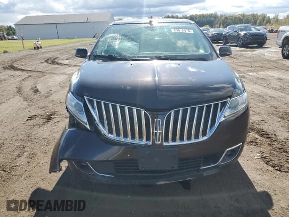 ✅ 2014 Lincoln MKX • VIN: 2LMDJ8JK6EBL10270 • Lot: 89815475. Wystawiony na Copart z przebiegiem 198 150 mil. Bezpłatny archiwum sprzedaży aukcyjnych z USA i szczegółowy raport historii pojazdu na DreamBid. Zdjęcie 5.