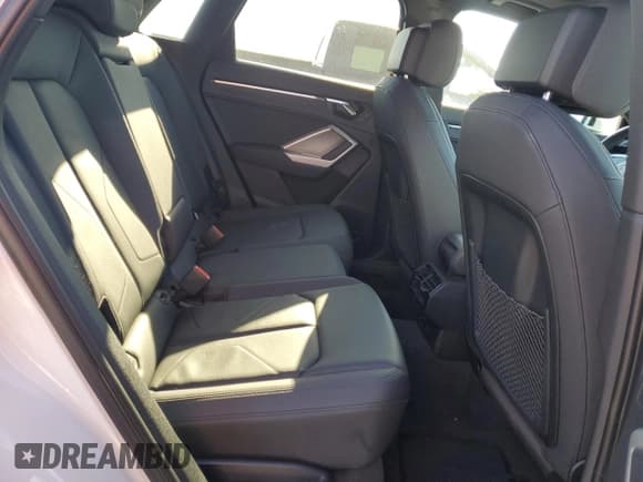 ✅ 2020 Audi Q3 S line Premium • VIN: WA1DECF39L1032332 • Lot: 84995965. Listed on Copart with 21,751 mi. Free auction sales archive from the USA and detailed vehicle history report at DreamBid. Image 10.