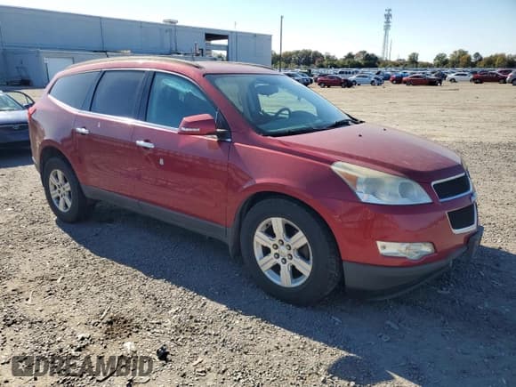 ✅ 2012 Chevrolet Traverse 1LT • VIN: 1GNKVGED4CJ334262 • Lot: 89464385. Wystawiony na Copart z przebiegiem 164 213 mil. Bezpłatny archiwum sprzedaży aukcyjnych z USA i szczegółowy raport historii pojazdu na DreamBid. Zdjęcie 4.