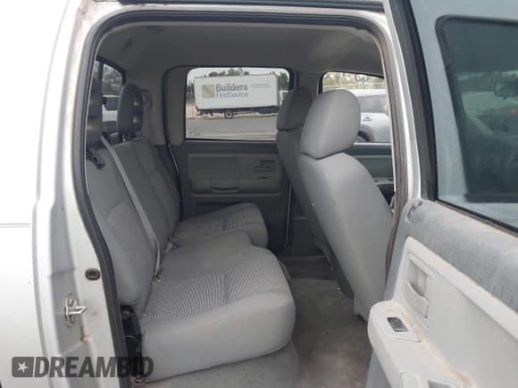 ✅ 2007 Dodge Dakota SLT • VIN: 1D7HE48P37S164764 • Лот: 41883989. Опубликован ранее на IAAI с пробегом 177 017 миль. Бесплатный доступ к архиву аукционных продаж из США и подробный отчёт об истории автомобиля на DreamBid. Изображение 8.