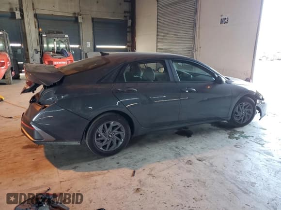 ✅ 2024 Hyundai Elantra SEL • VIN: KMHLM4DG0RU675154 • Lot: 91286785. Wystawiony na Copart z przebiegiem 42 862 mil. Bezpłatny archiwum sprzedaży aukcyjnych z USA i szczegółowy raport historii pojazdu na DreamBid. Zdjęcie 3.