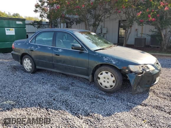 1999 Honda Accord LX z VIN 1HGCG5642XA163173, wystawiony jako Copart lot #81149825 z przebiegiem 200 390 mil mil oraz Szkoda całkowita • Salvage title. Historia ofert i sprzedaży dostępna na DreamBid. Obrazek 4.