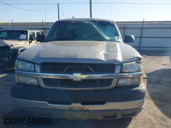 ✅ 2003 Chevrolet Silverado 2500HD LS • VIN: 1GCHC29113E232275 • Lot: 41367050. Listed on IAAI with 266,450 mi. Free auction sales archive from the USA and detailed vehicle history report at DreamBid. Image 12.