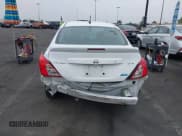 ✅ 2015 Nissan Versa S • VIN: 3N1CN7AP8FL942489 • Лот: 42433402. Опубликован ранее на IAAI с пробегом 102 214 миль. Бесплатный доступ к архиву аукционных продаж из США и подробный отчёт об истории автомобиля на DreamBid. Изображение 6.