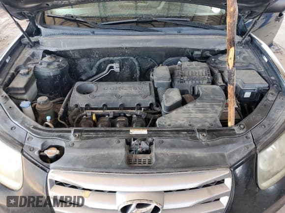 ✅ 2012 Hyundai Santa Fe GLS • VIN: 5XYZGDAB4CG155854 • Lot: 70053684. Listed on Copart with 251,318 mi. Free auction sales archive from the USA and detailed vehicle history report at DreamBid. Image 13.