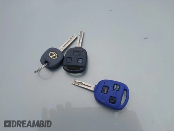 ✅ 2007 Lexus RX 350 • VIN: 2T2HK31U27C028099 • Lot: 43657335. Listed on IAAI with 263,146 mi. Free auction sales archive from the USA and detailed vehicle history report at DreamBid. Image 11.