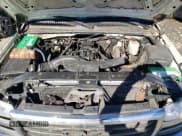 ✅ 2005 GMC Sierra 1500 • VIN: 1GDJC34UX5E335329 • Lot: 43461345. Wystawiony na Copart z przebiegiem Nie podano. Bezpłatny archiwum sprzedaży aukcyjnych z USA i szczegółowy raport historii pojazdu na DreamBid. Zdjęcie 11.