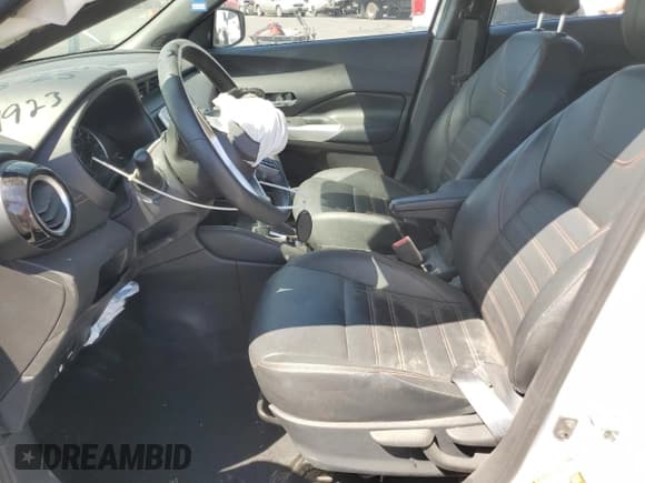✅ 2020 Nissan Kicks SR • VIN: 3N1CP5DV7LL564718 • Lot: 65188765. Listed on Copart with 57,398 mi. Free auction sales archive from the USA and detailed vehicle history report at DreamBid. Image 7.