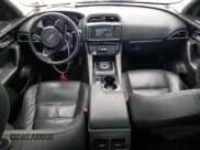 ✅ 2017 Jaguar F-Pace 20d Prestige • VIN: SADCK2BN3HA492562 • Lot: 86274455. Wystawiony na Copart z przebiegiem Nie podano. Bezpłatny archiwum sprzedaży aukcyjnych z USA i szczegółowy raport historii pojazdu na DreamBid. Zdjęcie 8.