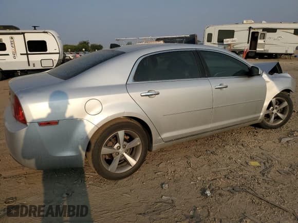 ✅ 2012 Chevrolet Malibu 1LT • VIN: 1G1ZC5E03CF351595 • Lot: 70789724. Listed on Copart with 171,139 mi. Free auction sales archive from the USA and detailed vehicle history report at DreamBid. Image 3.