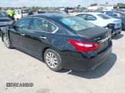 ✅ 2017 Nissan Altima S • VIN: 1N4AL3APXHC241413 • Lot: 43353630. Wystawiony na IAAI z przebiegiem 213 833 mil. Bezpłatny archiwum sprzedaży aukcyjnych z USA i szczegółowy raport historii pojazdu na DreamBid. Zdjęcie 3.