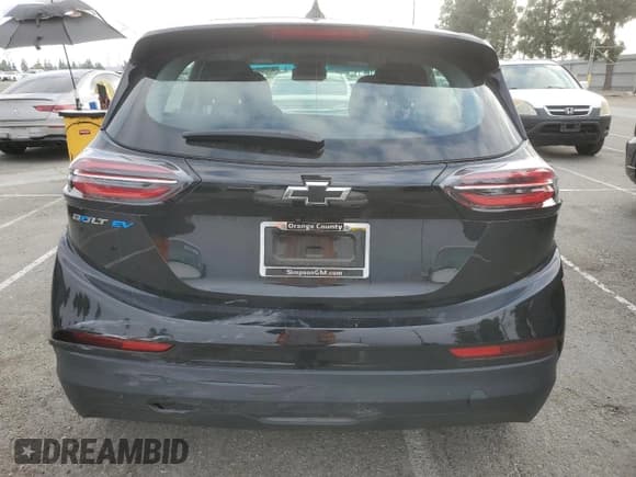 ✅ 2023 Chevrolet Bolt EV 1LT • VIN: 1G1FW6S09P4125986 • Lot: 43266075. Wystawiony na Copart z przebiegiem 16 203 mil. Bezpłatny archiwum sprzedaży aukcyjnych z USA i szczegółowy raport historii pojazdu na DreamBid. Zdjęcie 6.
