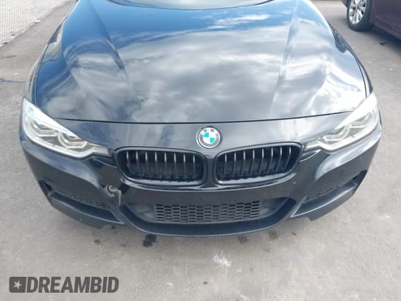✅ 2017 BMW 3 Series 340i • VIN: WBA8B3G32HNU36374 • Лот: 42557484. Опубликован ранее на IAAI с пробегом 122 169 миль. Бесплатный доступ к архиву аукционных продаж из США и подробный отчёт об истории автомобиля на DreamBid. Изображение 6.